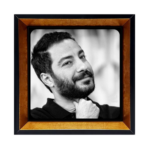 قاب کاشی نوید محمدزاده