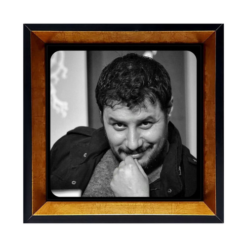 قاب عکس جواد عزتی