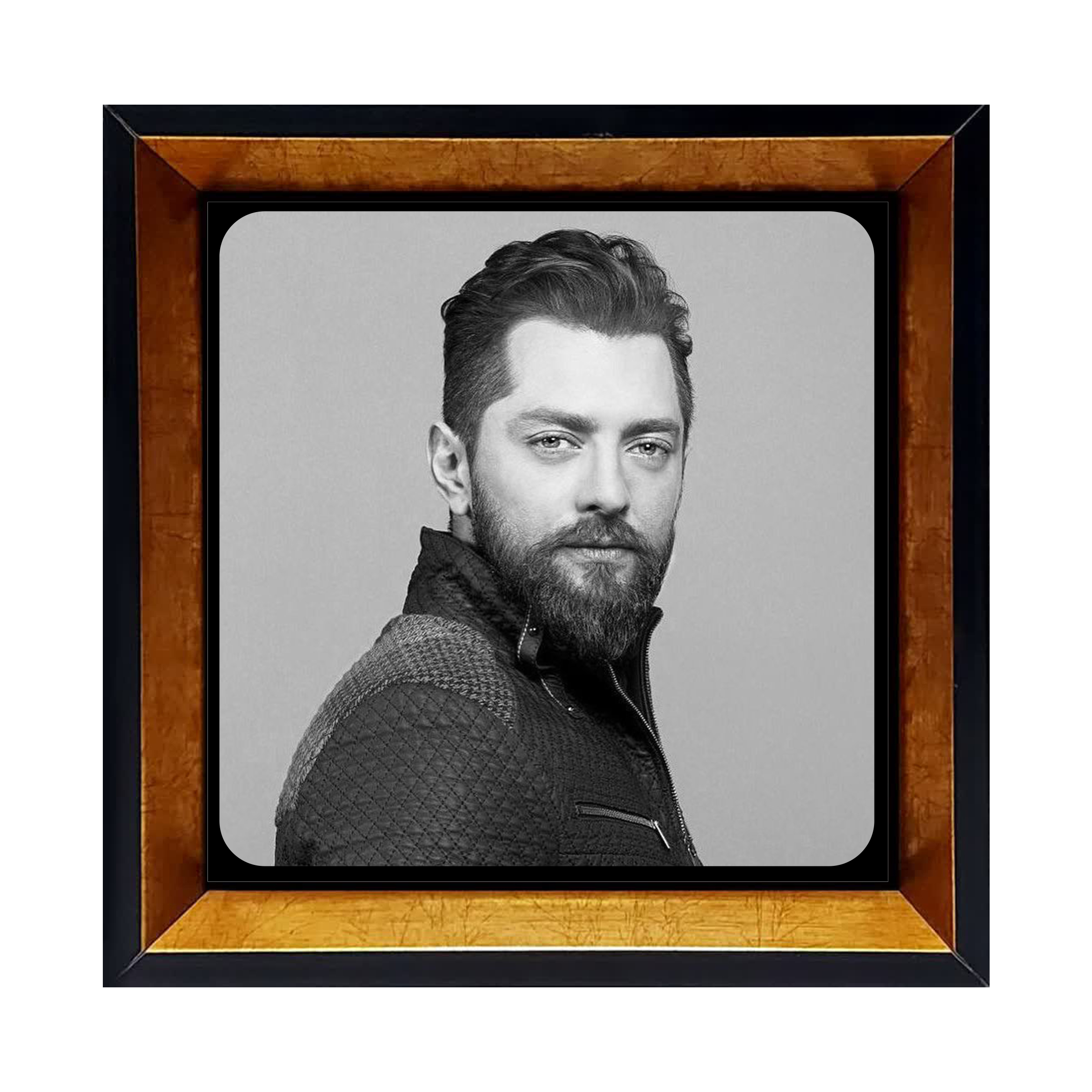 قاب عکس جواد عزتی